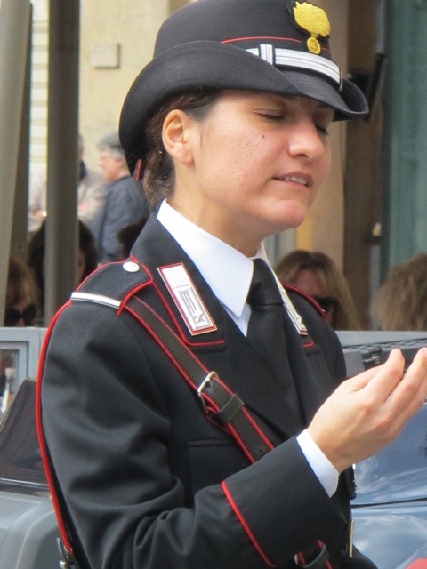 Italian Police Uniform 20131016-083242